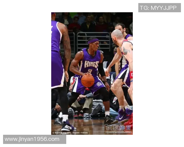 国王与火箭激战三月末NBA常规赛精彩回顾与分析