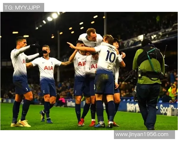 热刺迎战巴萨欧冠小组赛精彩对决谁能笑到最后 热刺迎战巴萨欧冠小组赛精彩对决谁能笑到最后