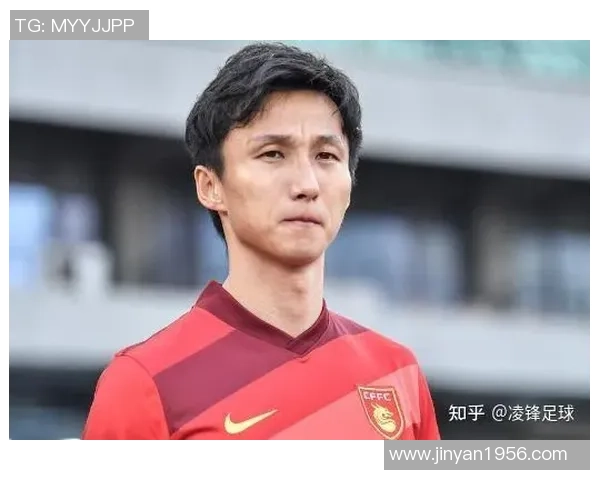 收到国足留念球衣，尹鸿博：感谢祖国，为国出战是最大自豪